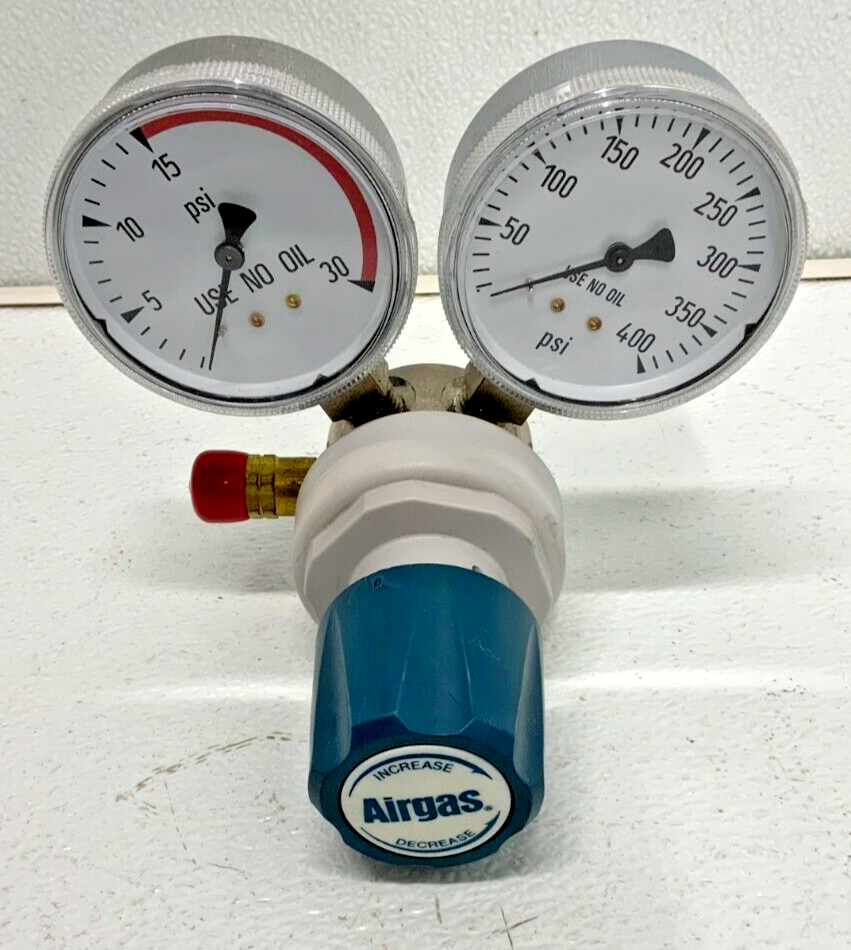 Airgas Model 120A Brass Acetylene Service Single Stage Pressure Regulator